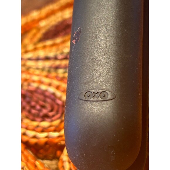 OXO Cherry /Olive Pitter - Picture 4 of 4
